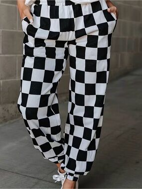 SHEIN Black & White Checkerboard Jogger Pants